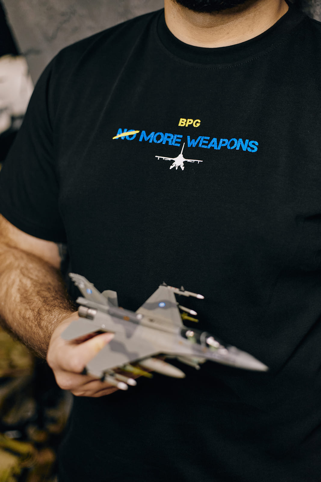 Футболка "More weapons F-16"