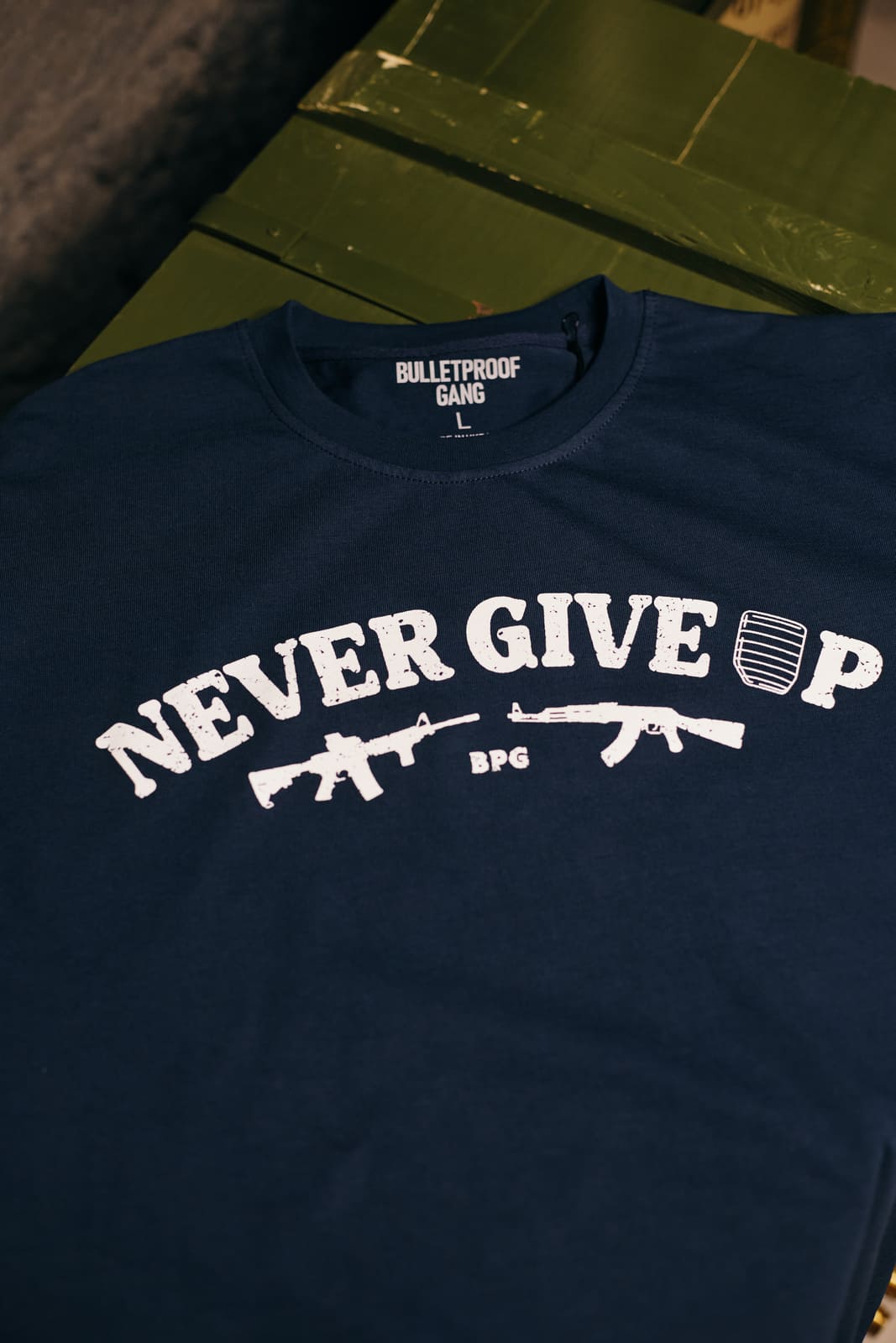 Футболка "Never give up"