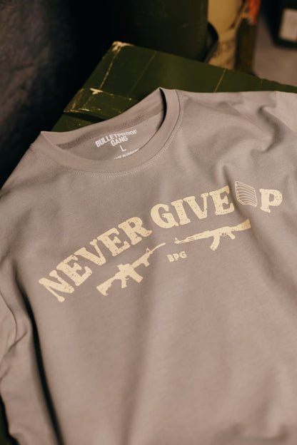 Футболка "Never give up"